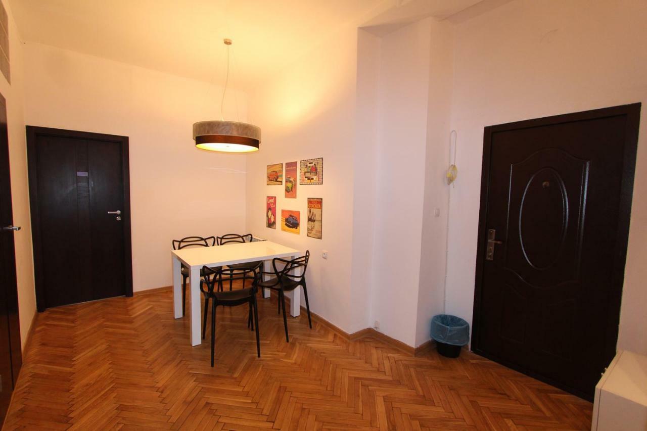 Hostel Chmielna 5 Rooms&Apartments Warschau Buitenkant foto